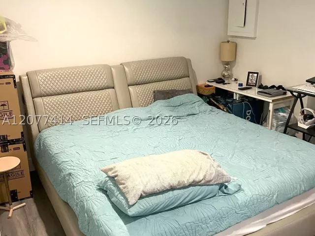 Продажа дома по адресу 5861 SW 149th Ct - фото 9389397