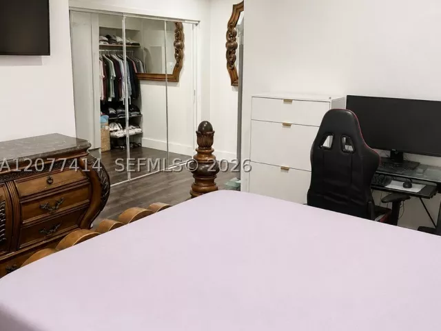 Продажа дома по адресу 5861 SW 149th Ct - фото 9389392