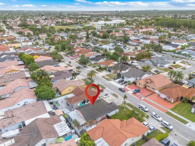 Продажа дома по адресу 18230 SW 143rd Ct - фото 9389382