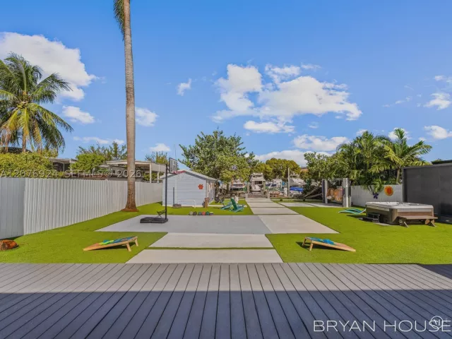 Продажа дома по адресу 3341 NW 20th St - фото 9396018