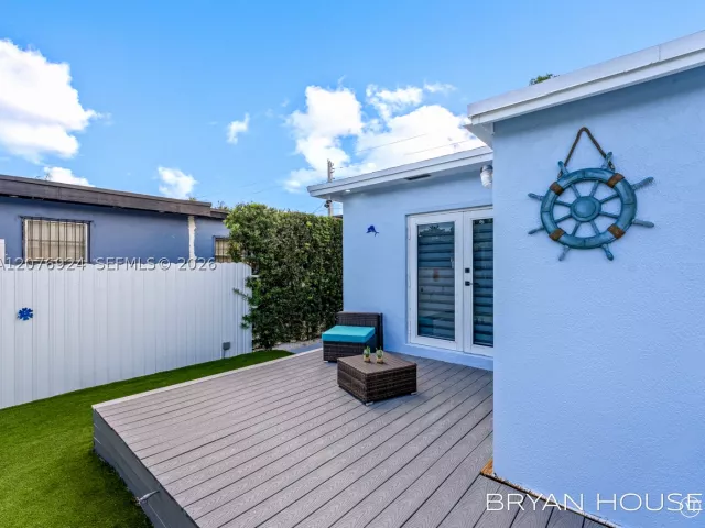 Продажа дома по адресу 3341 NW 20th St - фото 9396020