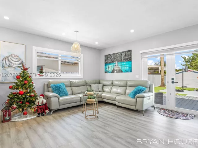 Продажа дома по адресу 3341 NW 20th St - фото 9395988