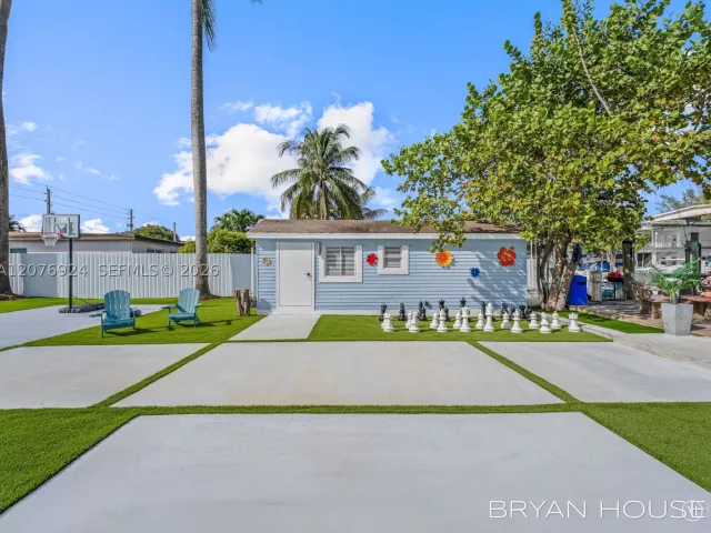 Продажа дома по адресу 3341 NW 20th St - фото 9396028