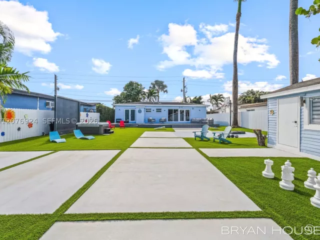 Продажа дома по адресу 3341 NW 20th St - фото 9396035