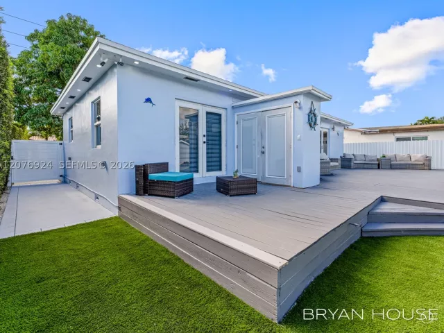 Продажа дома по адресу 3341 NW 20th St - фото 9396046