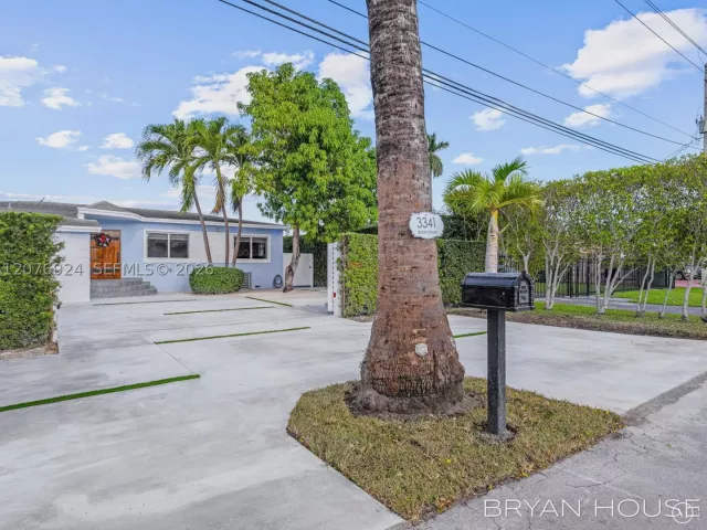 Продажа дома по адресу 3341 NW 20th St - фото 9396051