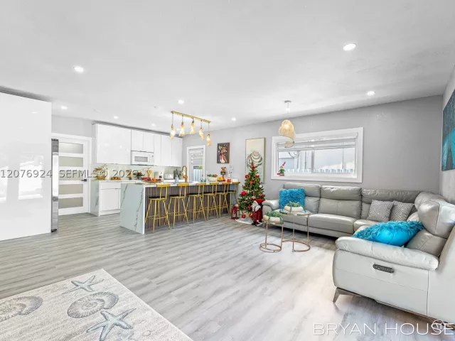 Продажа дома по адресу 3341 NW 20th St - фото 9395992