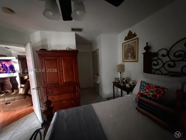 Продажа дома по адресу 18230 SW 142nd Pl - фото 9389452