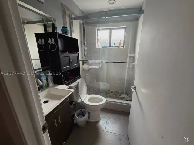 Продажа дома по адресу 18230 SW 142nd Pl - фото 9389455