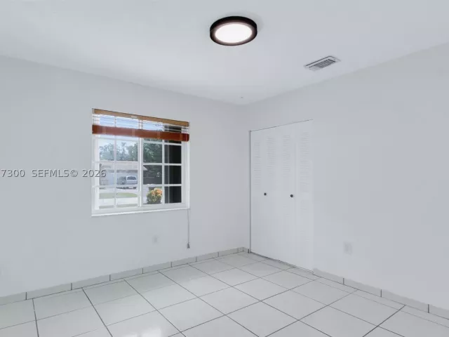 Продажа дома по адресу 18600 SW 127th Pl - фото 9394019