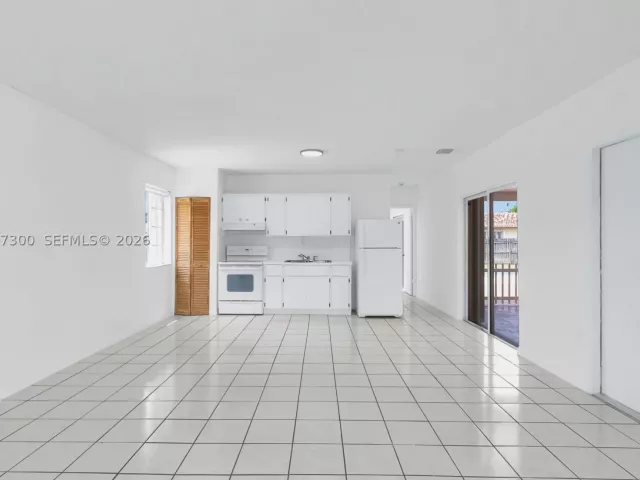 Продажа дома по адресу 18600 SW 127th Pl - фото 9394034