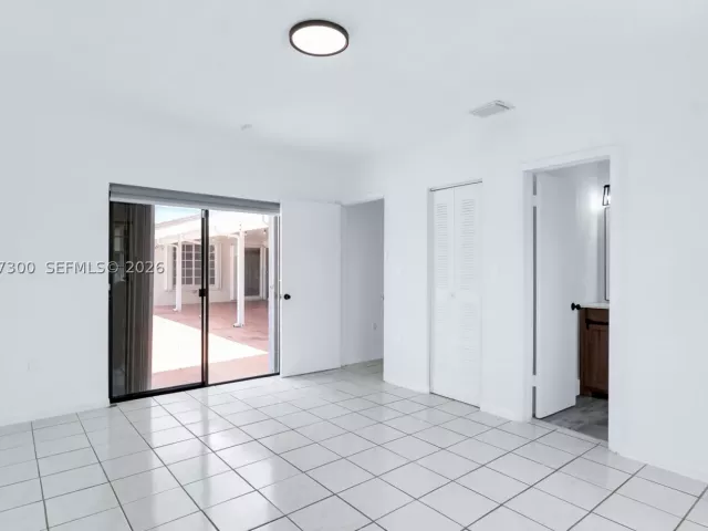 Продажа дома по адресу 18600 SW 127th Pl - фото 9394035