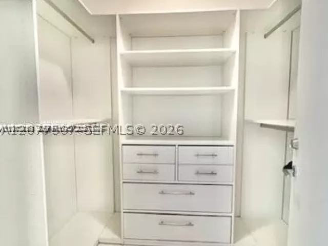 Квартира в аренду номер1007 - фото 9393429