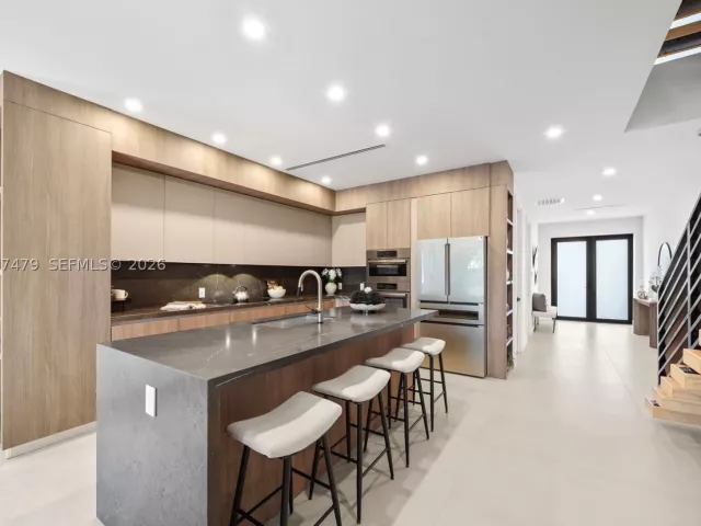 Продажа дома по адресу 1433 SW 20th St - фото 9393724