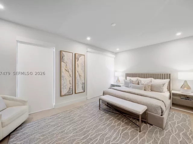 Продажа дома по адресу 1433 SW 20th St - фото 9393731