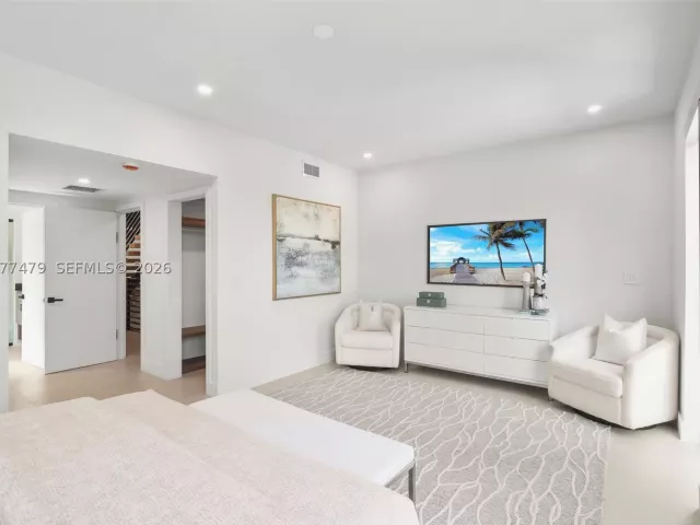 Продажа дома по адресу 1433 SW 20th St - фото 9393732