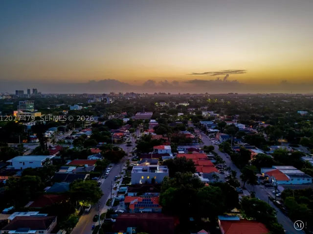 Продажа дома по адресу 1433 SW 20th St - фото 9393759