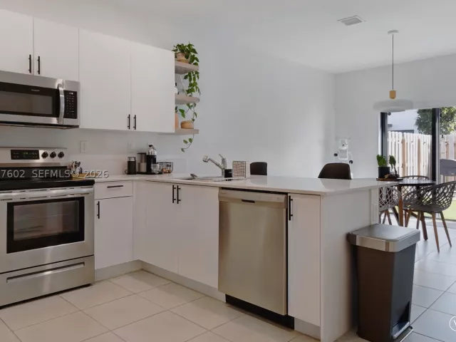 Продажа дома по адресу 23471 SW 129th Ave - фото 9393910