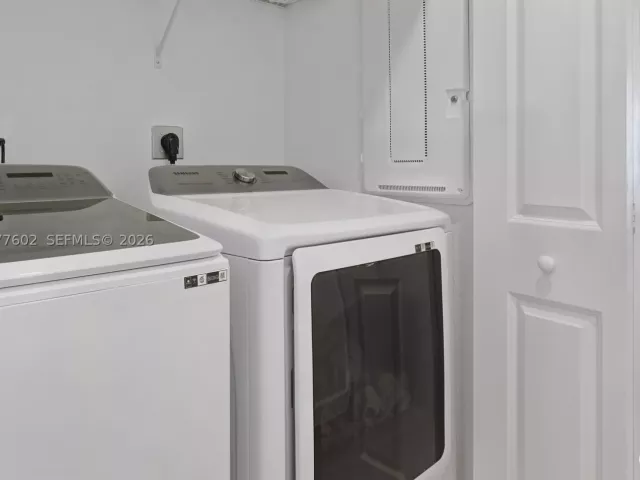 Продажа дома по адресу 23471 SW 129th Ave - фото 9393928