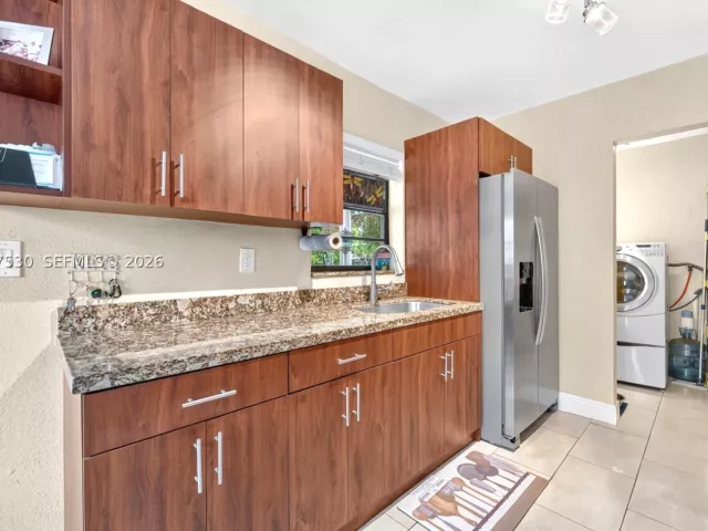 Продажа дома по адресу 19721 SW 114th Ct - фото 9391200