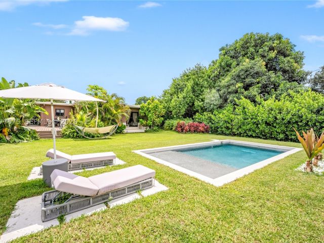 Продажа дома по адресу 12230 NW 22nd Ct - фото 9391118