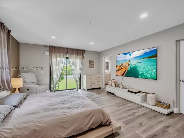 Продажа дома по адресу 12230 NW 22nd Ct - фото 9391082