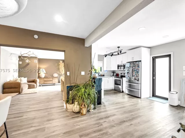 Продажа дома по адресу 12230 NW 22nd Ct - фото 9391098