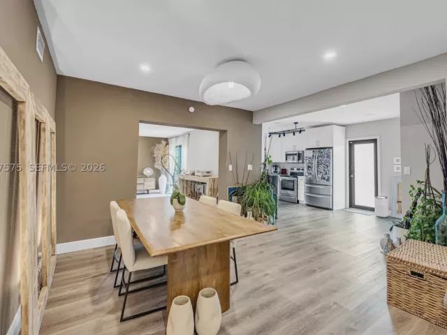 Продажа дома по адресу 12230 NW 22nd Ct - фото 9391099