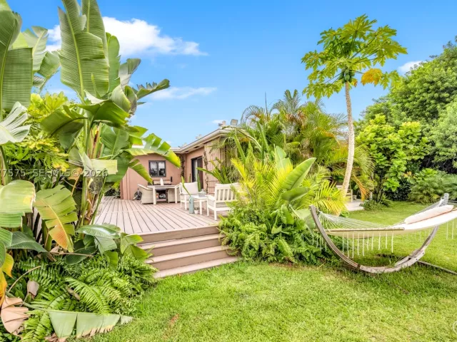 Продажа дома по адресу 12230 NW 22nd Ct - фото 9391108