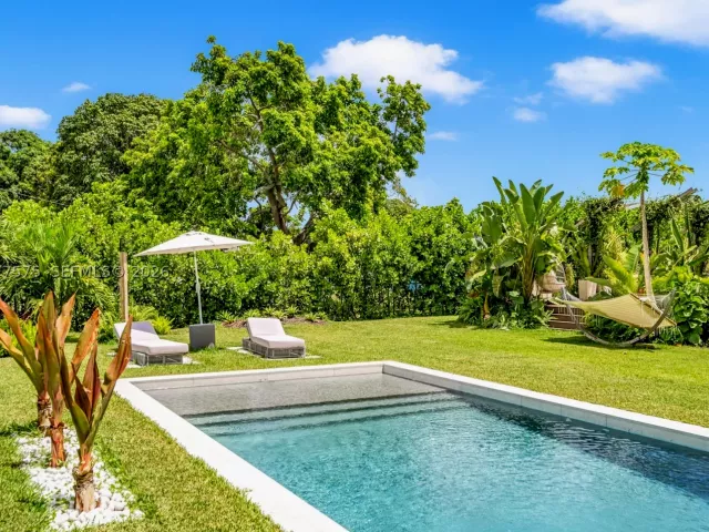 Продажа дома по адресу 12230 NW 22nd Ct - фото 9391110