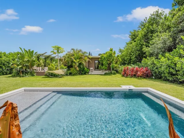 Продажа дома по адресу 12230 NW 22nd Ct - фото 9391119