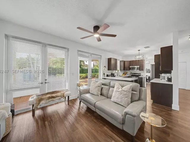 Продажа дома по адресу 13868 SW 38th Ter - фото 9396112