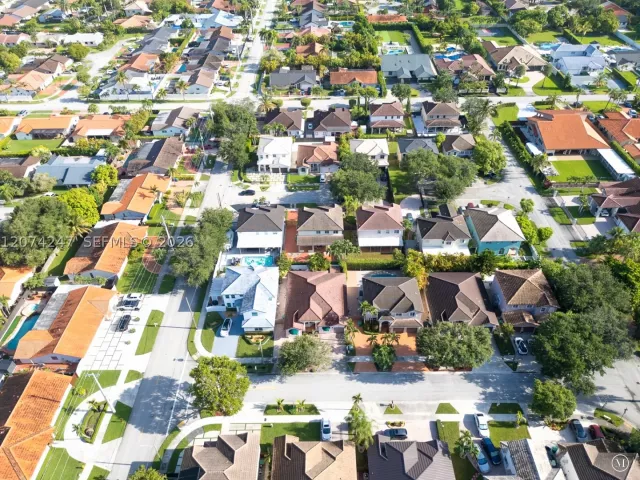 Продажа дома по адресу 13868 SW 38th Ter - фото 9396131