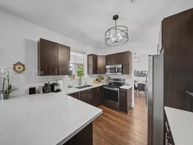 Продажа дома по адресу 13868 SW 38th Ter - фото 9396109