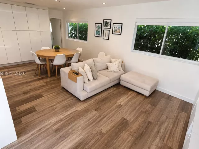 Продажа дома по адресу 1835 NE 212th Ter - фото 9394572