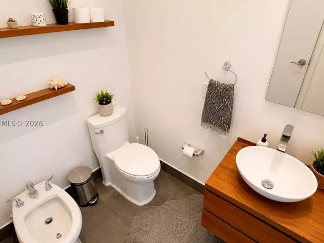Продажа дома по адресу 1835 NE 212th Ter - фото 9394575