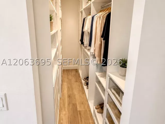 Продажа дома по адресу 1835 NE 212th Ter - фото 9394578