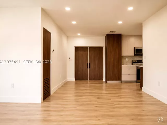 Продажа дома по адресу 4212 SW 98th Ave - фото 9394528