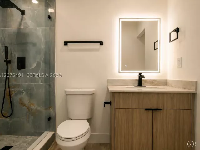 Продажа дома по адресу 4212 SW 98th Ave - фото 9394537