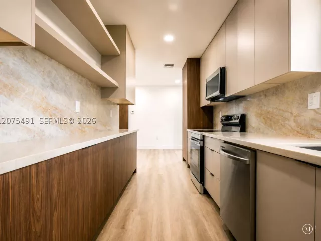 Продажа дома по адресу 4212 SW 98th Ave - фото 9394527