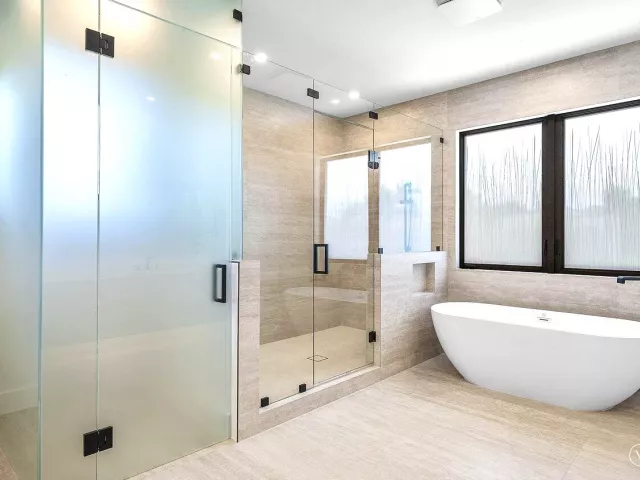 Продажа дома по адресу 451 NW 7th Avenue - фото 9394342