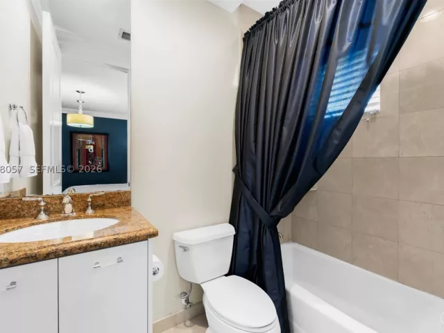 Продажа дома по адресу 275 189th Ter - фото 9394261