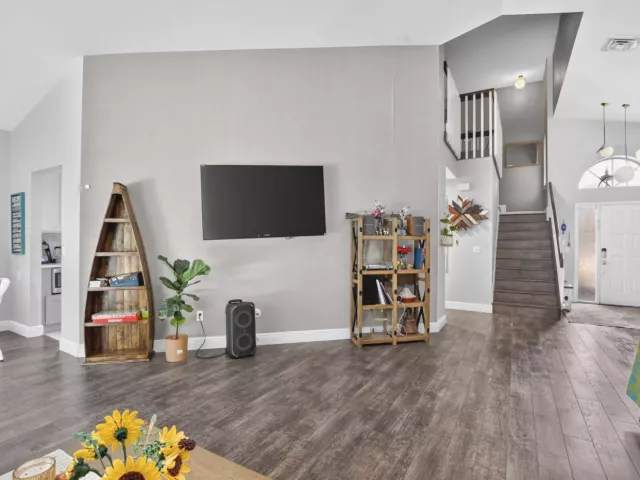 Продажа дома по адресу 10426 BUENA VENTURA Drive - фото 9395213