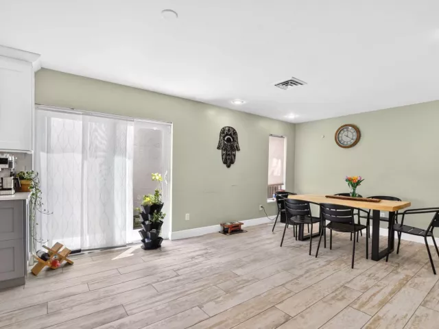 Продажа дома по адресу 10426 BUENA VENTURA Drive - фото 9395220