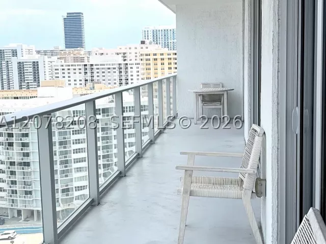 Продажа квартиры #R1113 - фото 9400665