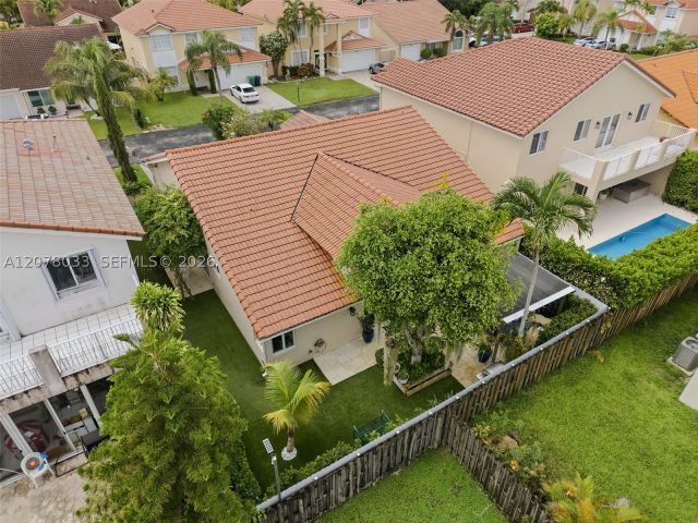 Продажа дома по адресу 10887 SW 152nd Pl - фото 9398308