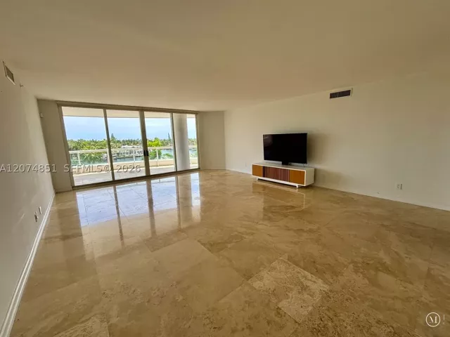 Квартира в аренду номер604 - фото 9402796