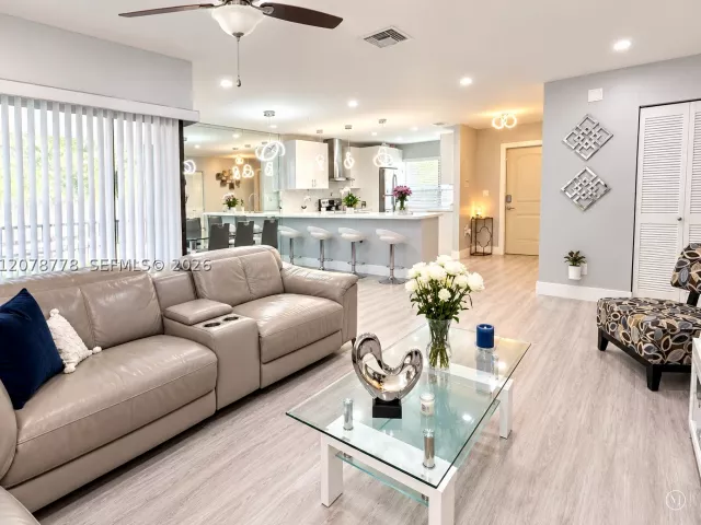 Продажа дома по адресу 6922 SW 128th Pl - фото 9405852