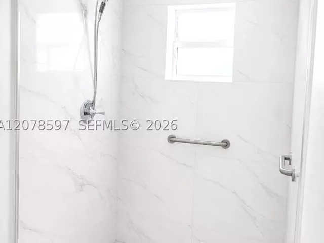 Продажа дома по адресу 16529 SW 98th Ter - фото 9405826