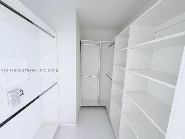 Продажа квартиры #3202 - фото 9405692